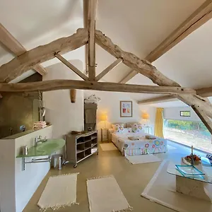 Domaine De Treilles Couette-café
